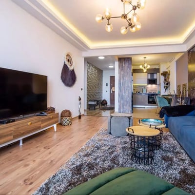 Долгосрочная аренда квартиры 2-комнатной, 77 м², район Тракторул, Брашов, Румыния