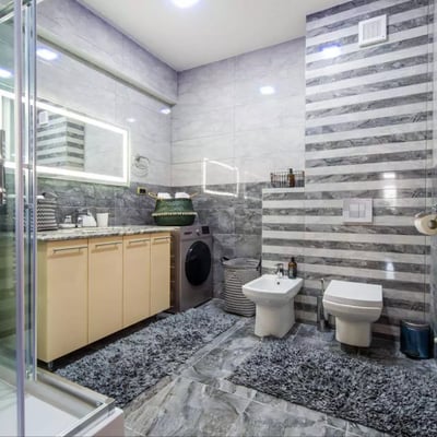 Долгосрочная аренда квартиры 2-комнатной, 77 м², район Тракторул, Брашов, Румыния