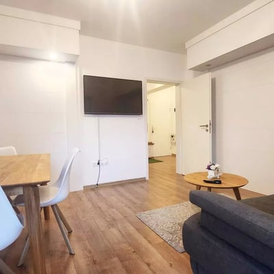 Долгосрочная аренда квартиры 2-комнатной, Брашов, Румыния