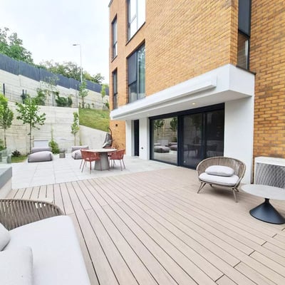 Долгосрочная аренда дуплекса с 3 спальнями, Брашов, Румыния