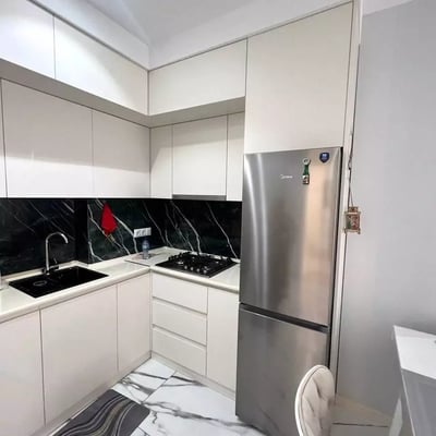 Langzeitmiete einer 2+1 Wohnung, 65 m², Batumi, Georgien