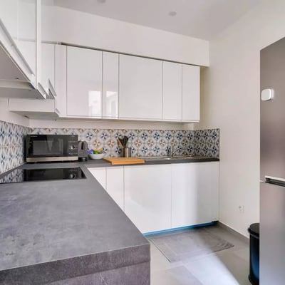 Long-term rental of a 2-room apartment, 54 m², Paris, France
