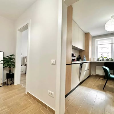 Долгосрочная аренда 2-комнатной квартиры в Брашове, Румыния