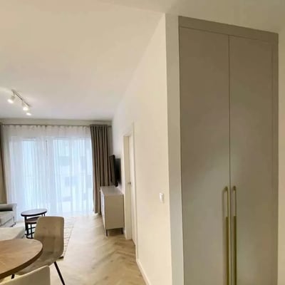 Long-term rental of a 2-room apartment 40 m² in Wola, Warsaw, Poland