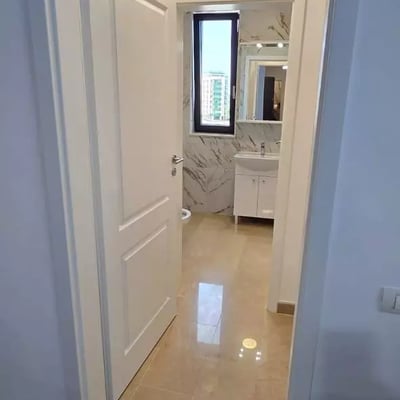 Alquiler a largo plazo de apartamento de 3 habitaciones 75 m² en Faleza Nord, Constanza, Rumanía