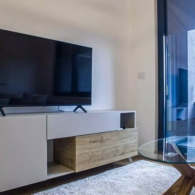 Langzeitmiete einer 2-Zimmer-Wohnung mit 40 m² im Sakura Park, Neu-Belgrad, Serbien
