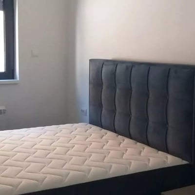 Alquiler a largo plazo de apartamento de 3 habitaciones 70 m² en Vračar, Belgrado, Serbia