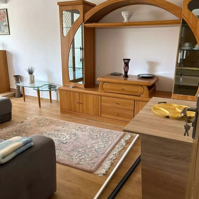 Долгосрочная аренда 3-комнатных апартаментов 75 м², Констанца, Румыния