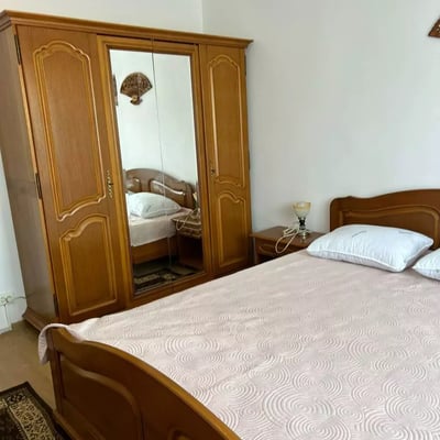 Долгосрочная аренда 3-комнатных апартаментов 75 м², Констанца, Румыния