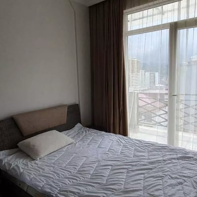 Долгосрочная аренда апартаментов 1+1, 40 м² в Батуми, Грузия