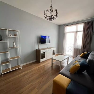 Alquiler a largo plazo de apartamento 1+1 de 45 m² en Batumi, Georgia