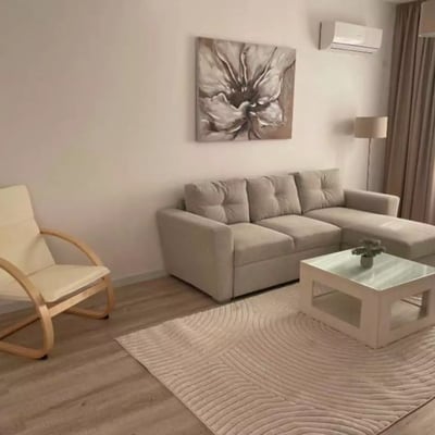 Длительная аренда 2-х комнатных апартаментов 77 м² в Констанце, Румыния