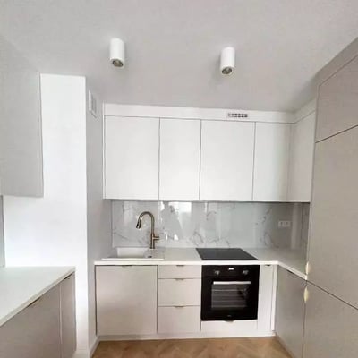 Alquiler a largo plazo de apartamento de 3 habitaciones 51 m² en Wola, Varsovia, Polonia