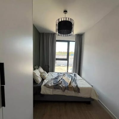Long-term rental of 4-room apartment 98 m² in Kraków, Poland