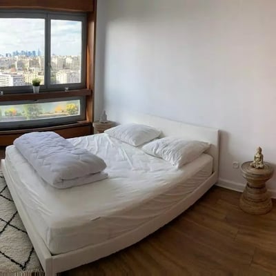 Long-term rental of 4-room apartment 91 m² in the 15th arrondissement, Paris, France