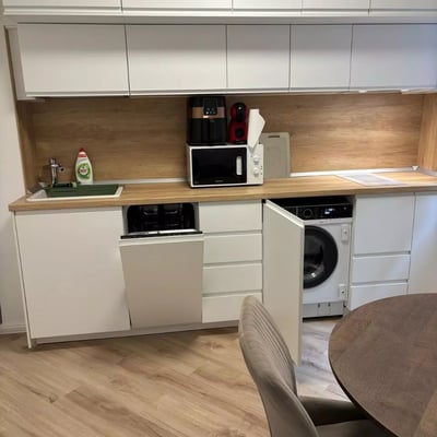 Аренда на длительный срок 2-х комнатных апартаментов 52 м² в Констанце, Румыния