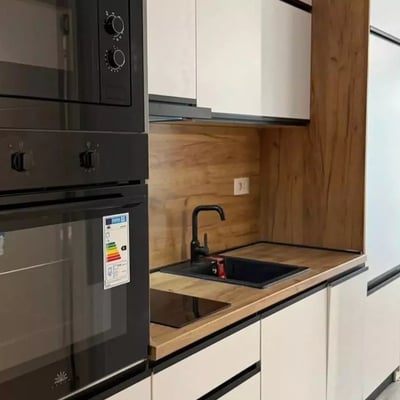 Location longue durée d’un studio de 36 m², Belgrade, Serbie