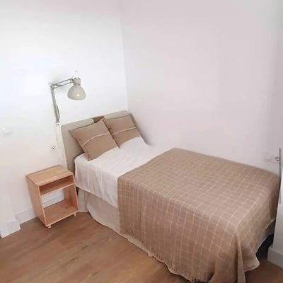 Location longue durée d’un appartement de 90 m² et 3 chambres au centre d’Alicante, Espagne