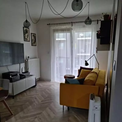 Alquiler a largo plazo de apartamento de 40 m² en el distrito Kępa Mieszczańska, Breslavia, Polonia