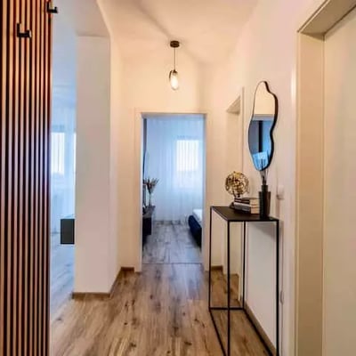 Langfristige Vermietung einer 2-Zimmer-Studio-Wohnung im Stadtteil Tractorul, Brașov, Rumänien