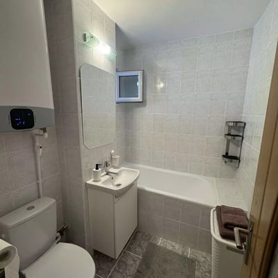 Long-term rental of 2-room apartment 53 m², Constanța, Romania