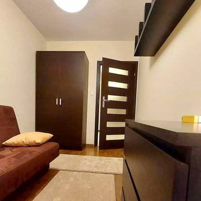 Alquiler a largo plazo de apartamento de 3 habitaciones 54 m², Grabiszyn, Breslavia, Polonia