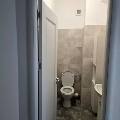 Долгосрочная аренда 3-комнатной квартиры 70 м², Campus, Констанца, Румыния