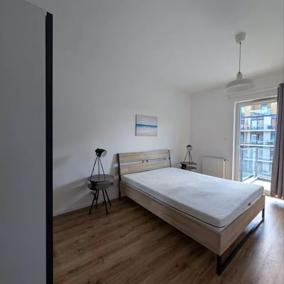 Долгосрочная аренда 2-комнатной квартиры 44 м², Stare Miasto, Краков, Польша
