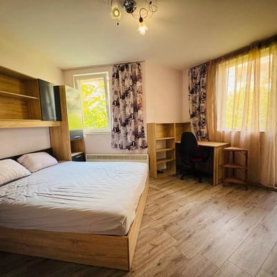 Alquiler a largo plazo de piso de 2 habitaciones — barrio Briz, Varna, Bulgaria