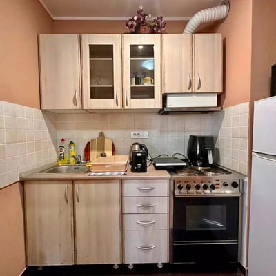Langzeitmiete einer 3-Zimmer-Wohnung 65 m² — Stadtzentrum, Belgrad, Serbien