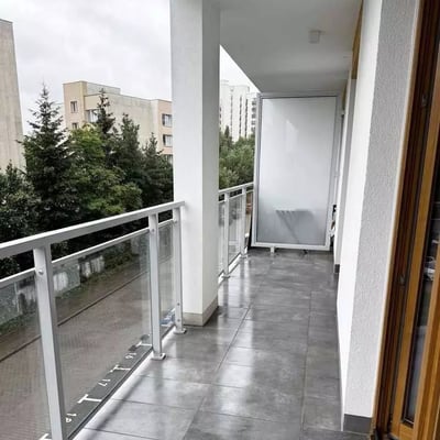 Location longue durée d’un appartement 2 pièces 44.71 m² — Mokotów, Varsovie, Pologne