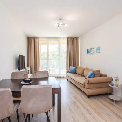 Langzeitmiete einer 2-Zimmer-Wohnung — Briz, Varna, Bulgarien