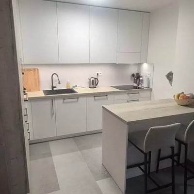Langfristige Miete einer 4-Zimmer-Wohnung 100 m² in Bratislava, Slowakei