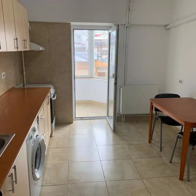 Долгосрочная аренда 2-комнатной квартиры 52 м² в районе Томис 2, Констанца, Румыния