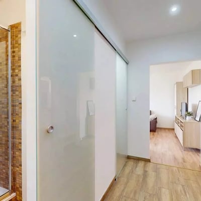 Долгосрочная аренда 2-комнатной квартиры 42 м² в районе Дубравка, Братислава, Словакия