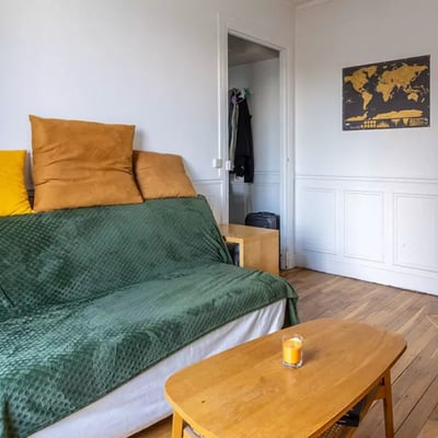 Long-term rent of 2-room apartment 33 m², Paris, France