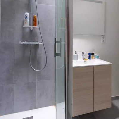 Long-term rent of 2-room apartment 33 m², Paris, France