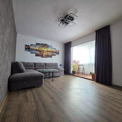 Долгосрочная аренда 2-комнатной квартиры 55 м² в районе Faleza Sud, Констанца, Румыния