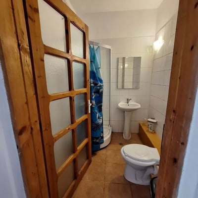 Langfristige Miete einer 5-Zimmer-Wohnung 150 m² in Faleza Nord, Constanța, Rumänien
