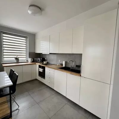 Долгосрочная аренда 3-комнатной квартиры 56 м² в районе Prądnik Biały, Краков, Польша