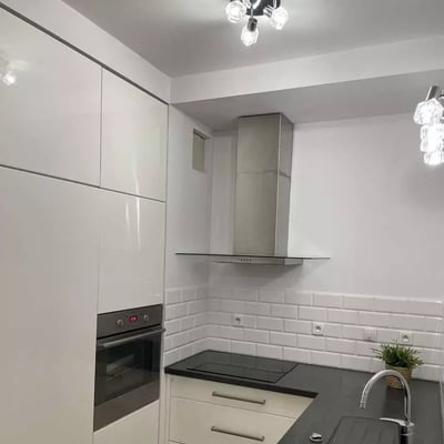 Location longue durée : appartement 2 pièces 34 m² dans le quartier Stary Mokotów, Varsovie, Pologne