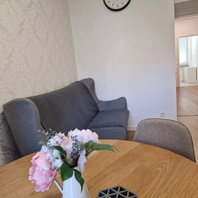 Langzeitmiete: 3-Zimmer-Wohnung 90 m² in Stare Mesto, Bratislava, Slowakei