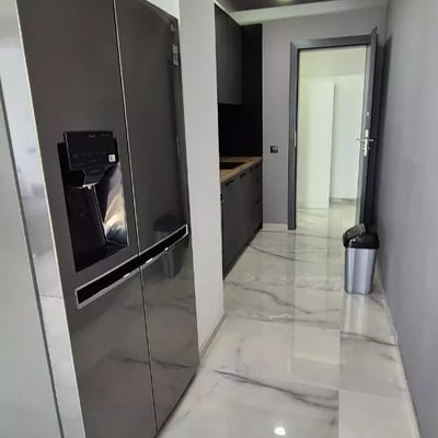 Langzeitmiete: geräumige 3-Zimmer-Wohnung in einer Premiumanlage — Trakata, Varna, Bulgarien