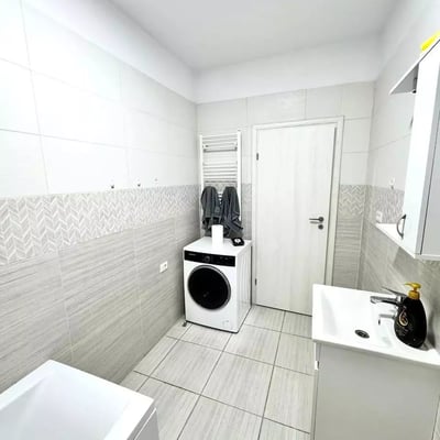 Location longue durée d’un appartement 2 pièces de 45 m², Chiajna, Secteur 6, Bucarest, Roumanie