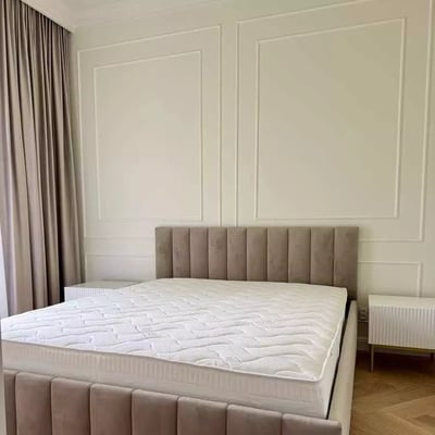 Alquiler a largo plazo de piso de 4 habitaciones 70 m² en una zona verde de Cracovia, Polonia