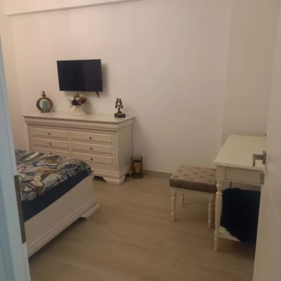 Долгосрочная аренда 2-комнатной квартиры 70 м², Констанца, Румыния