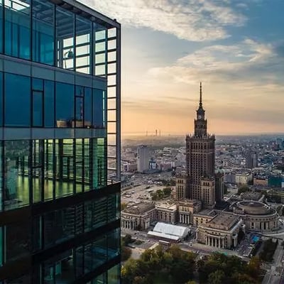 Langzeitmiete: 2-Zimmer-Wohnung 54 m² im Zentrum von Warschau, Polen