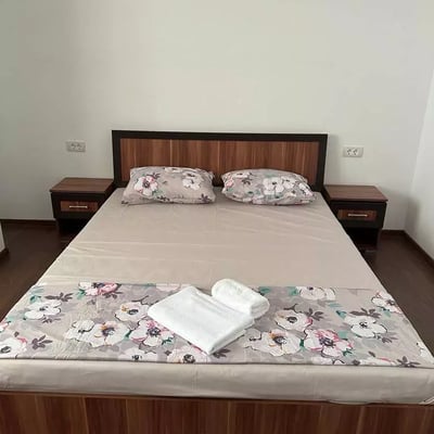 Langzeitmiete: 2-Zimmer-Wohnung 65 m², im Stadtzentrum, Constanța, Rumänien