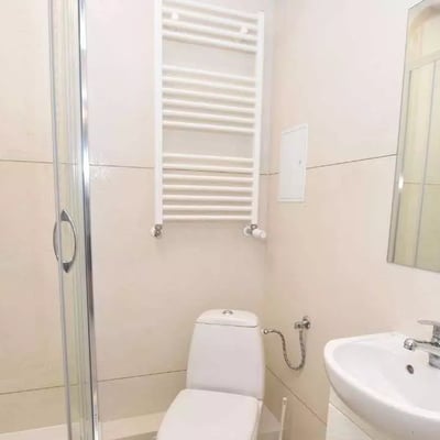 Langzeitmiete: 3-Zimmer-Wohnung 50 m², in Port Popowice, Breslau, Polen
