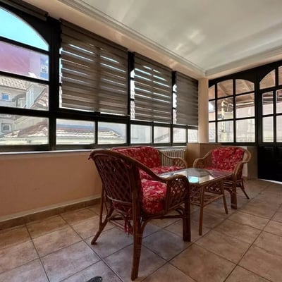 Langzeitmiete: 4-Zimmer-Wohnung, 200 m², in Zvezdara, Belgrad, Serbien